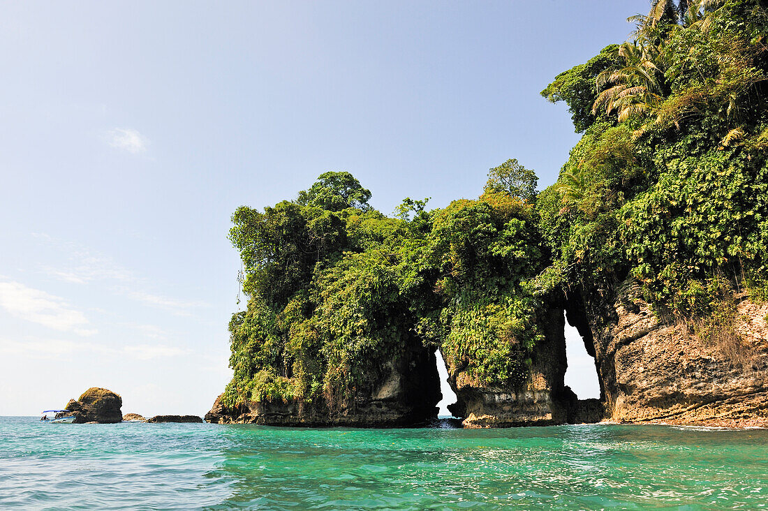 Pajaros Islet also named Swan's Cay off the coast of Boca del Drago on Colon Island,Bocas del Toro Archipelago,Republic of Panama,Central America