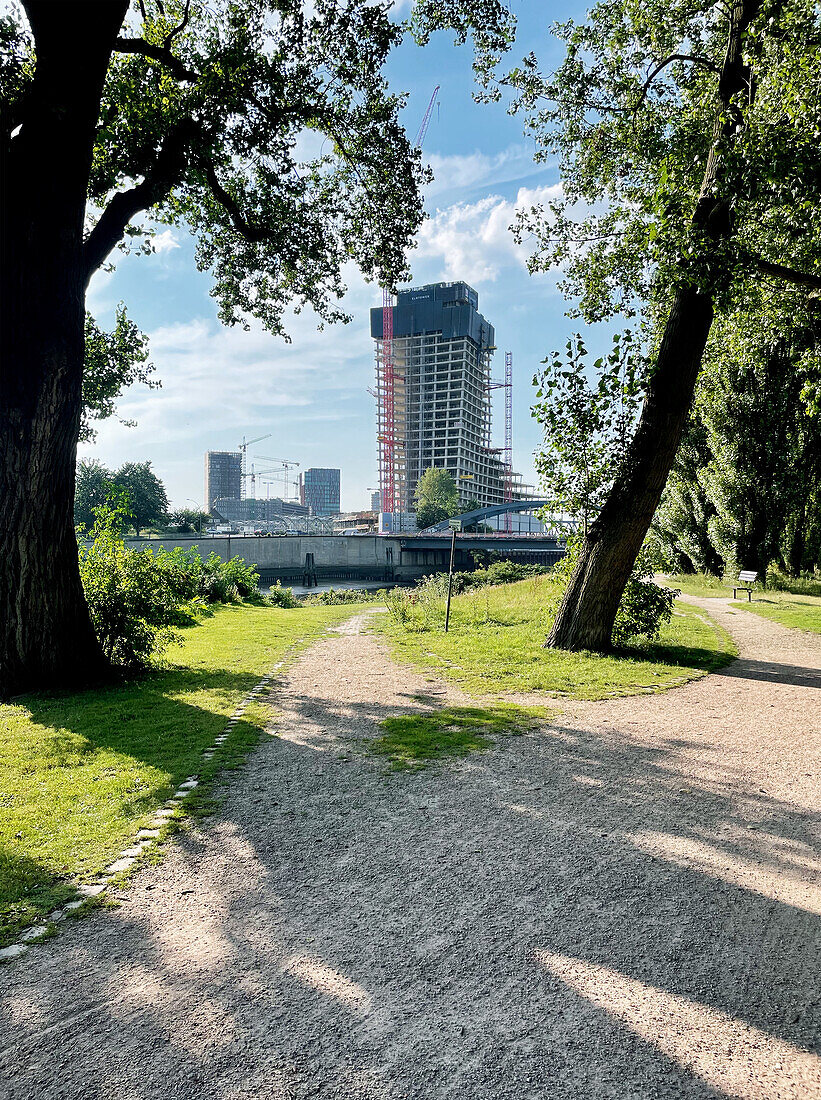  The Elbtower building ruin, seen from the Entenwerder peninsula, Hamburg, Germany, Europe 