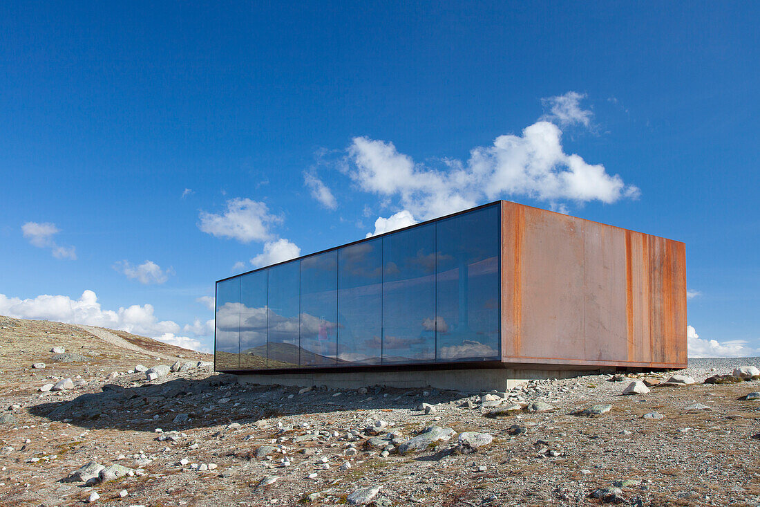  Snohetta viewpoint, viewpoint to the highest mountain in Norway, Dovre, Oppland, Norway 