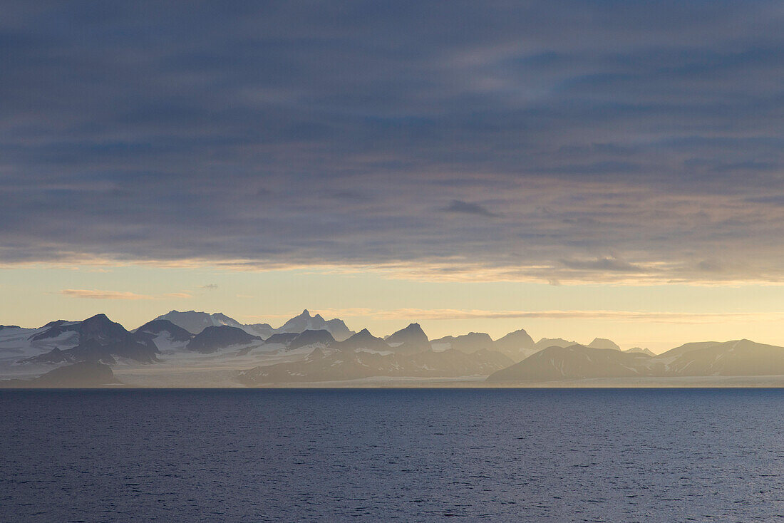 Lichtstimmungen am Torell Land, Spitzbergen, Norwegen