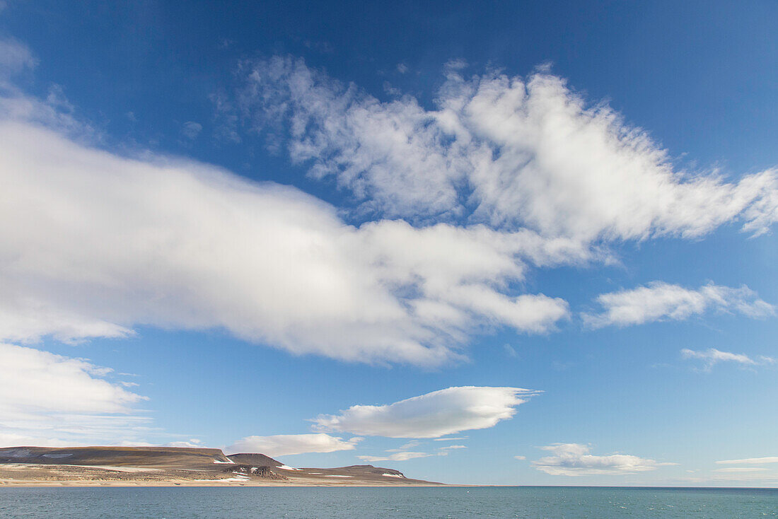 Blick auf die Landspitze von Torellneset, Nordaustlandet, Spitzbergen