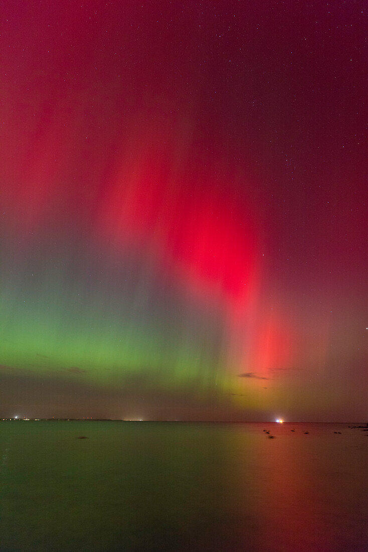  Northern lights, Aurora borealis, in the night sky over the Baltic Sea, Schleswig-Holstein, Germany 