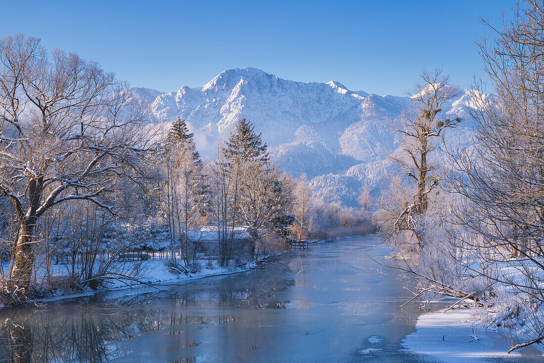  Winter morning on the Loisach, Kochel am See, Upper Bavaria, Bavaria, Germany, Europe 