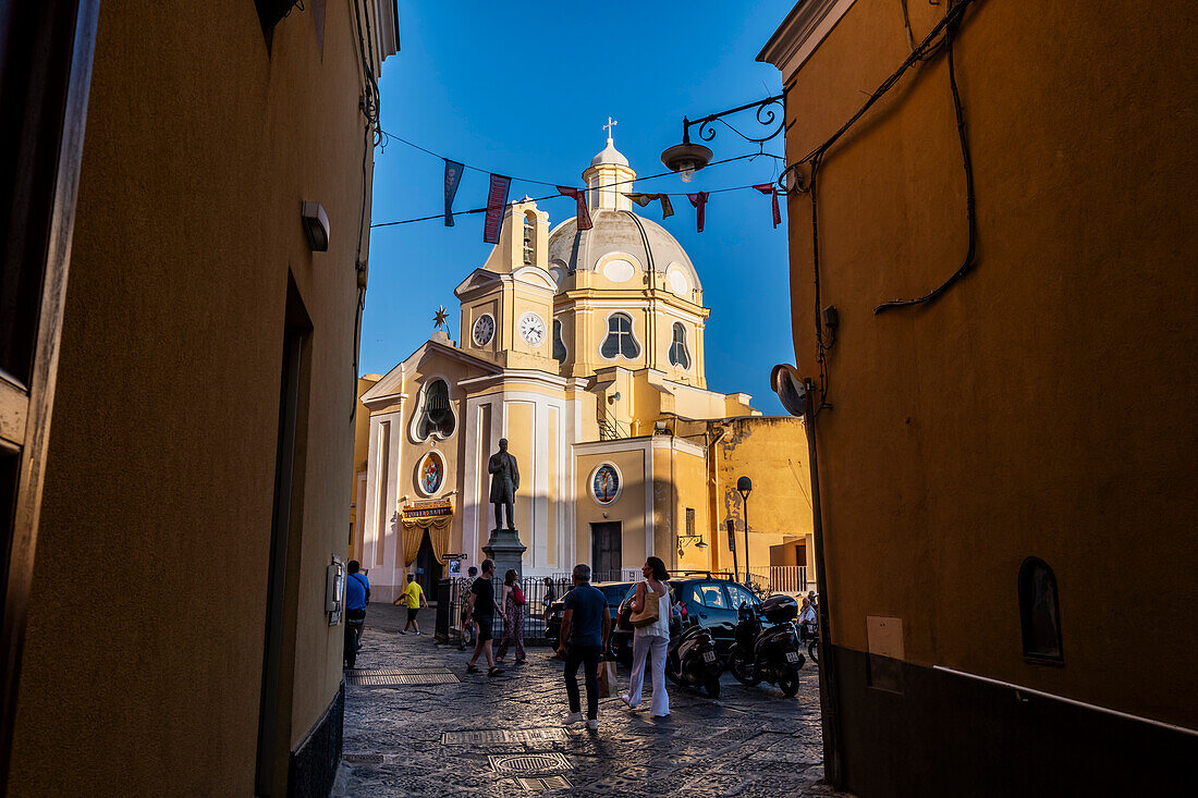 Santuario S. Maria delle Grazie Incoronata, Insel Procida, Golf von Neapel, Italien