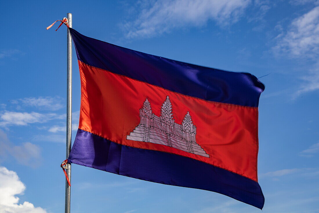  Cambodian national flag, Phnom Penh, Cambodia, Asia 