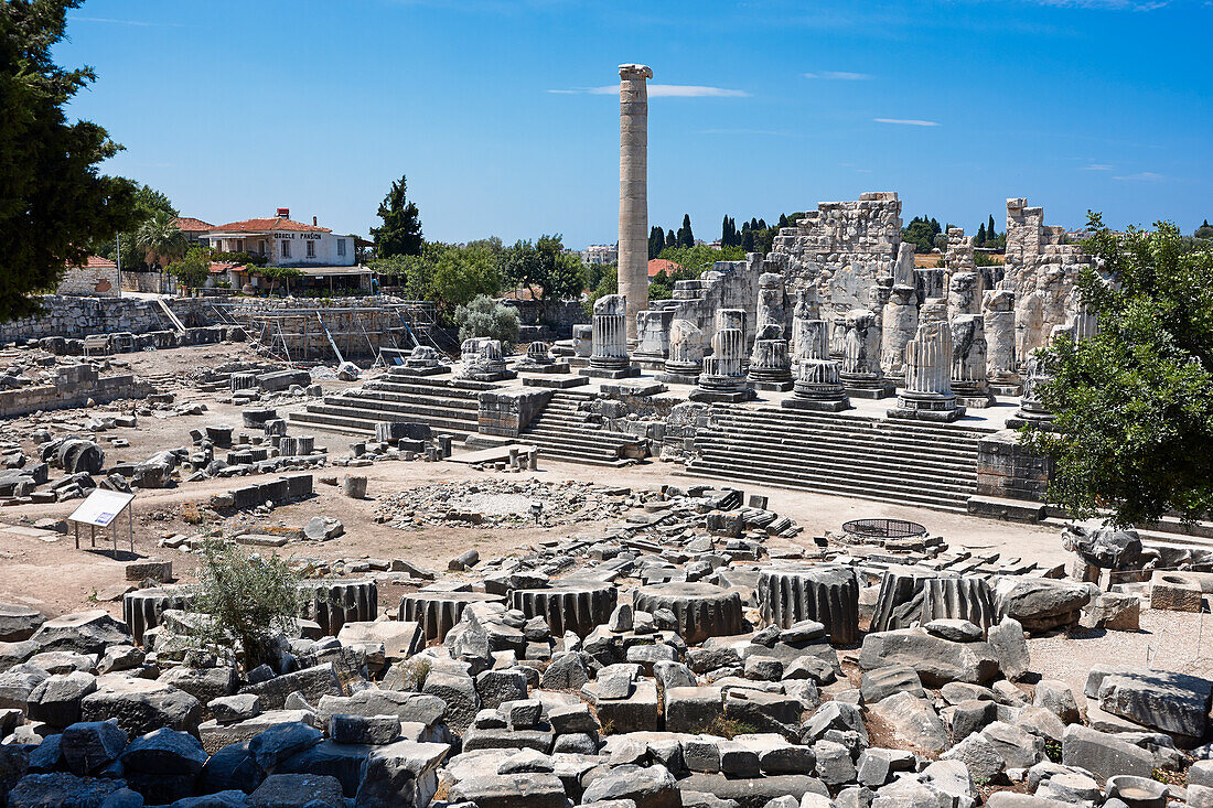 Ruinen Apollontempel in Didyma. Didim, Provinz Aydin, Türkei.