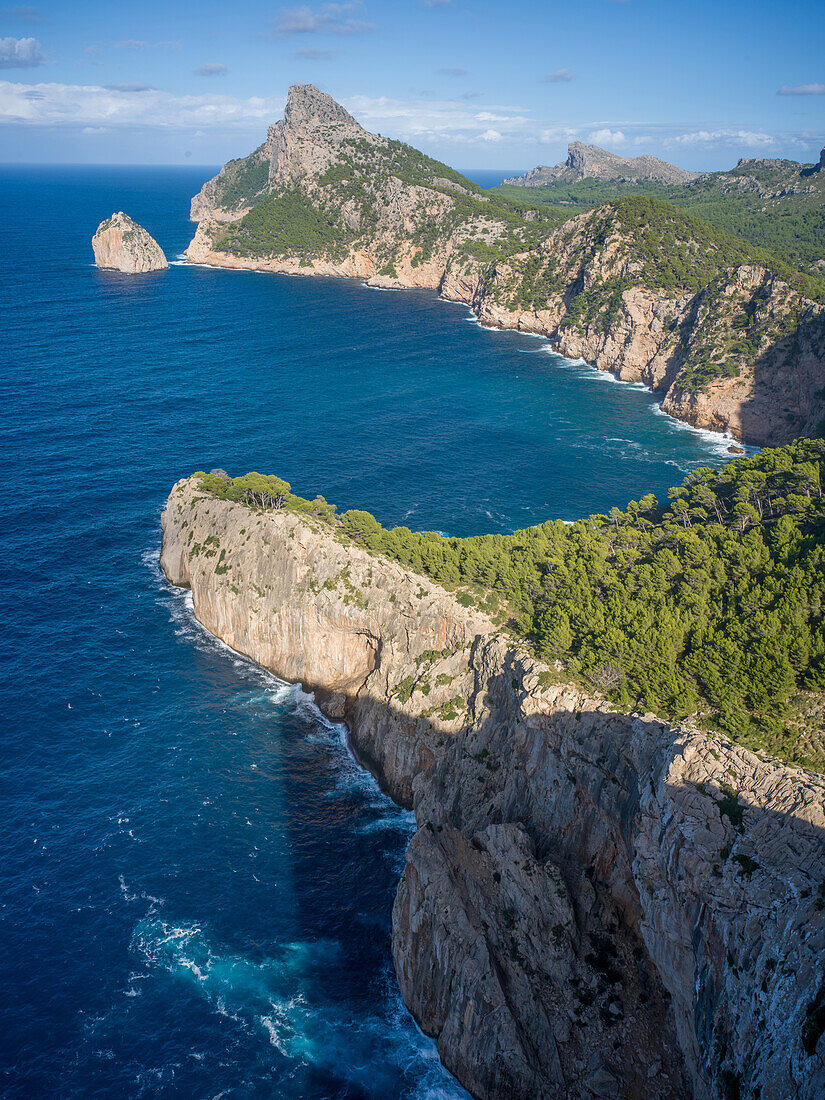  View from the Es Colomer viewpoint to the Formentor peninsula, Formentor, Serra de Tramuntana, Mallorca, Balearic Islands, Mediterranean Sea, Spain 