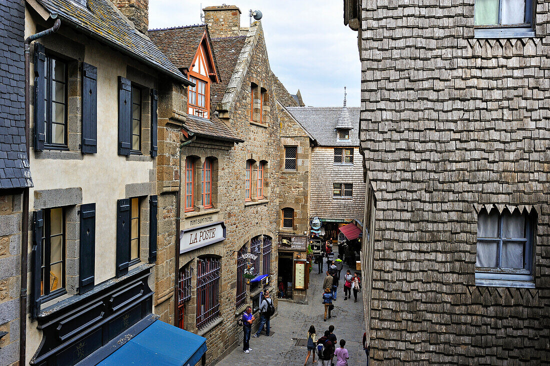 Hauptstraße mit der Alten Post, Altstadt, Mont Saint-Michel, Manche-Departement, Region Basse-Normandie, Frankreich, Europa