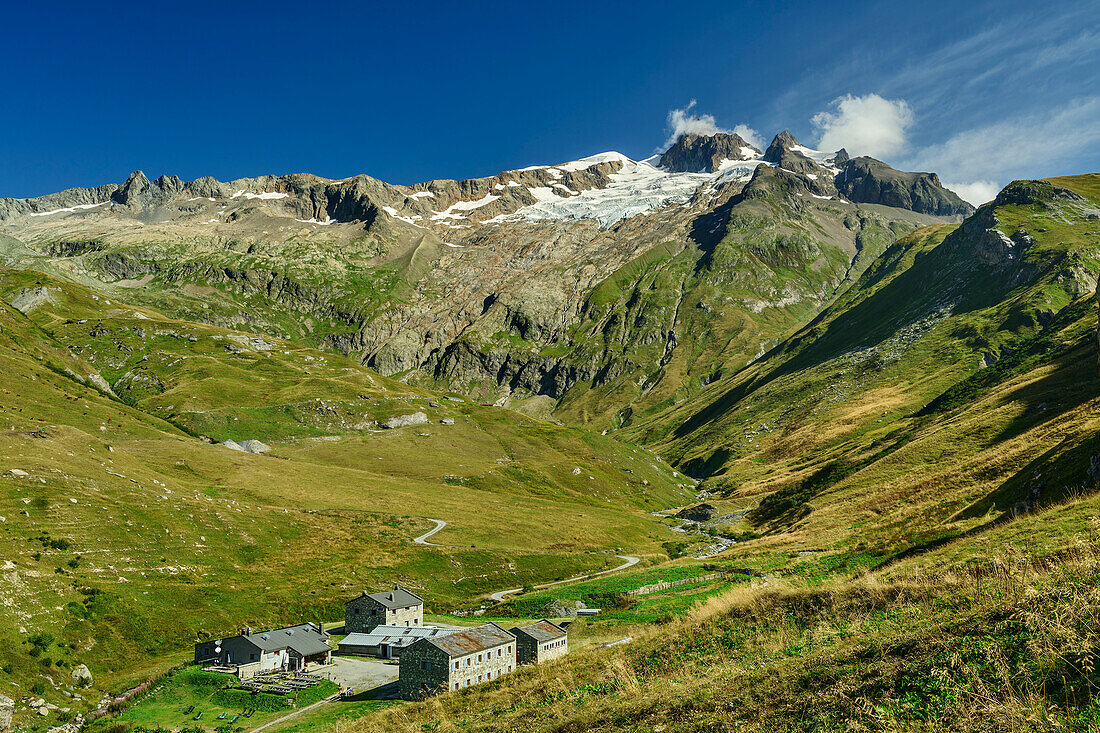 Hütte Refuge des Mottets unter der Aiguille des Glaciers, Val des Glaciers, Tour du Mont Blanc, Mont-Blanc-Gruppe, Grajische Alpen, Haute-Savoie, Hochsavoyen, Frankreich