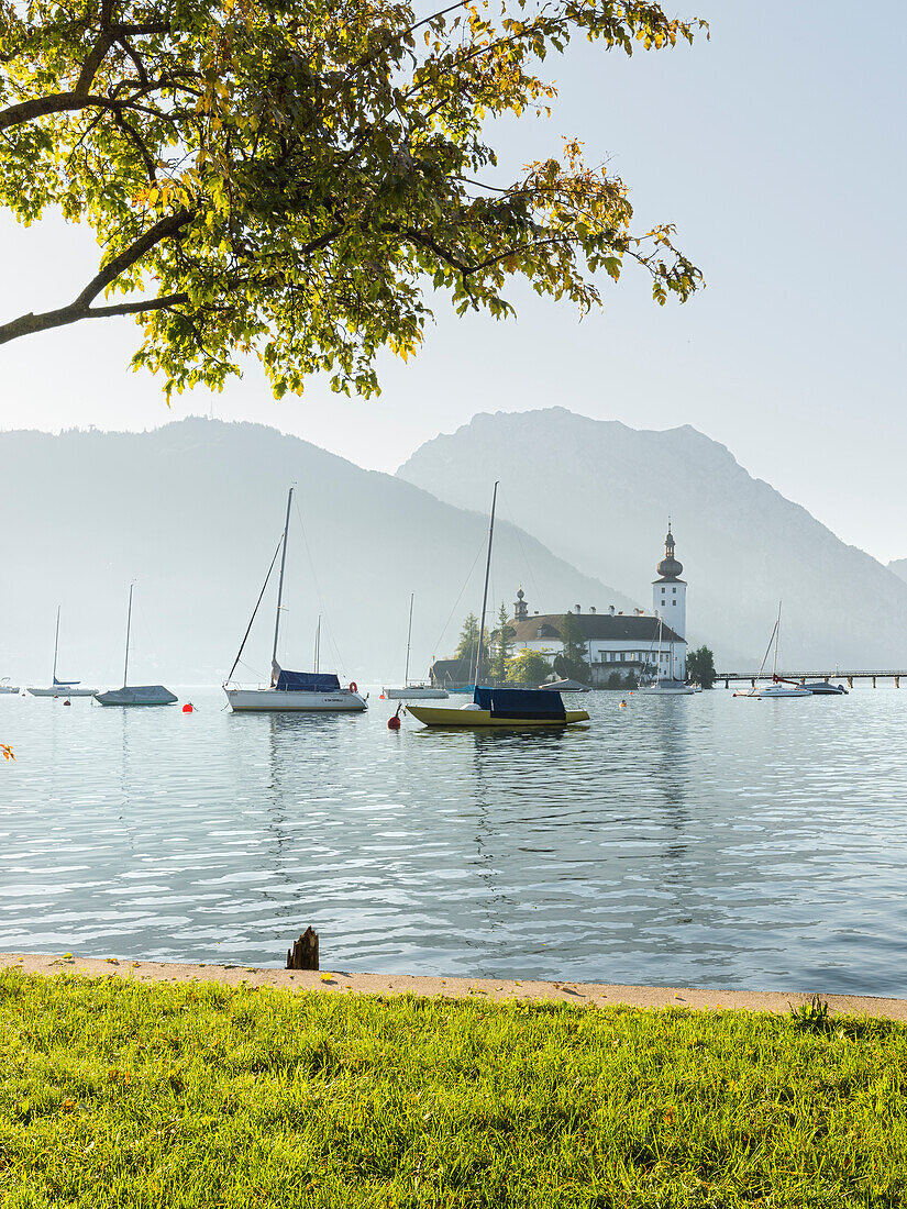  Orth Castle, Gmunden, Traunsee, Traunstein, Upper Austria, Austria 