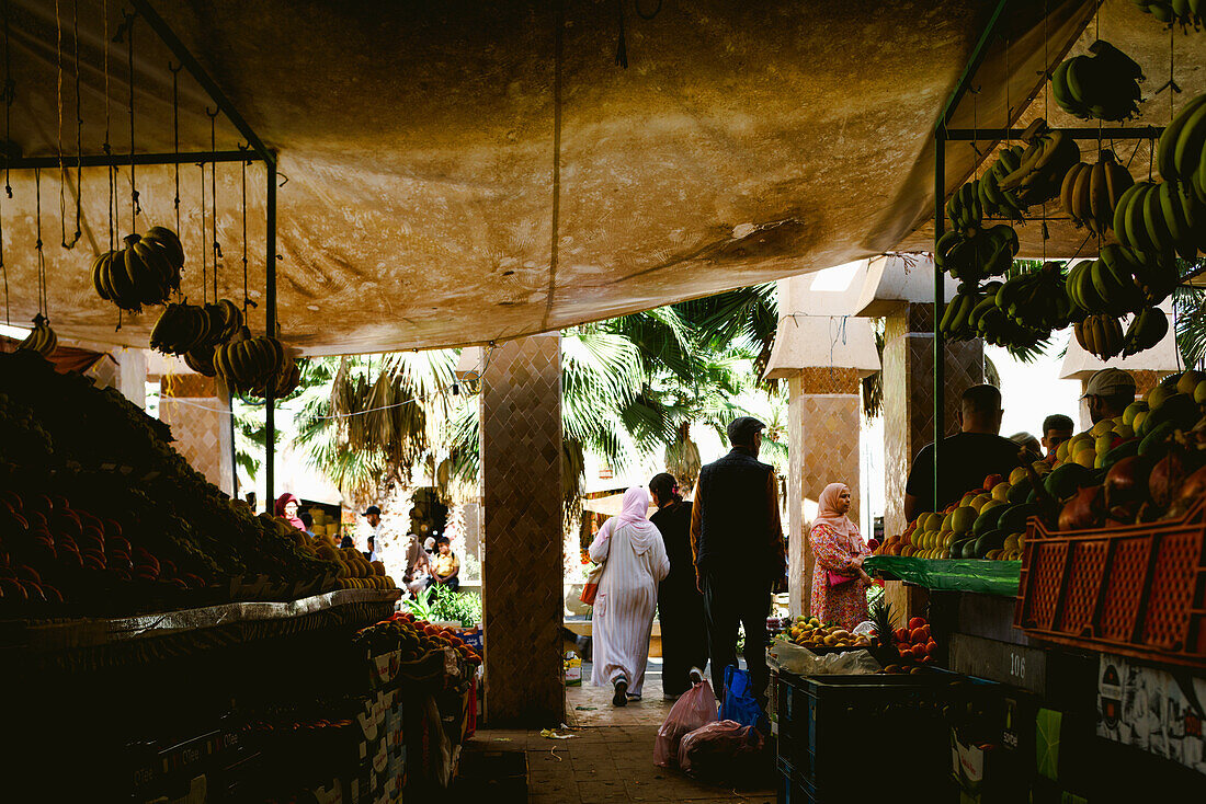  Insights into the hustle and bustle of the Medina of Agadir. 