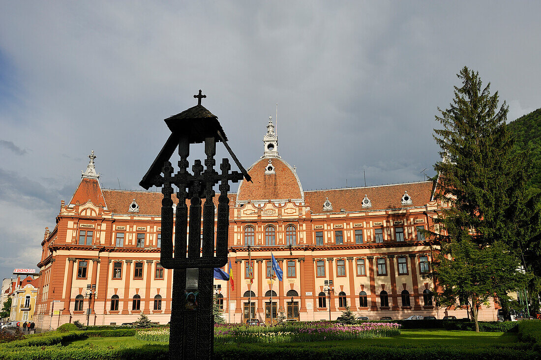 Gebäude des Kreisrats von Brasov, Brasov, Siebenbürgen, Rumänien, Osteuropa