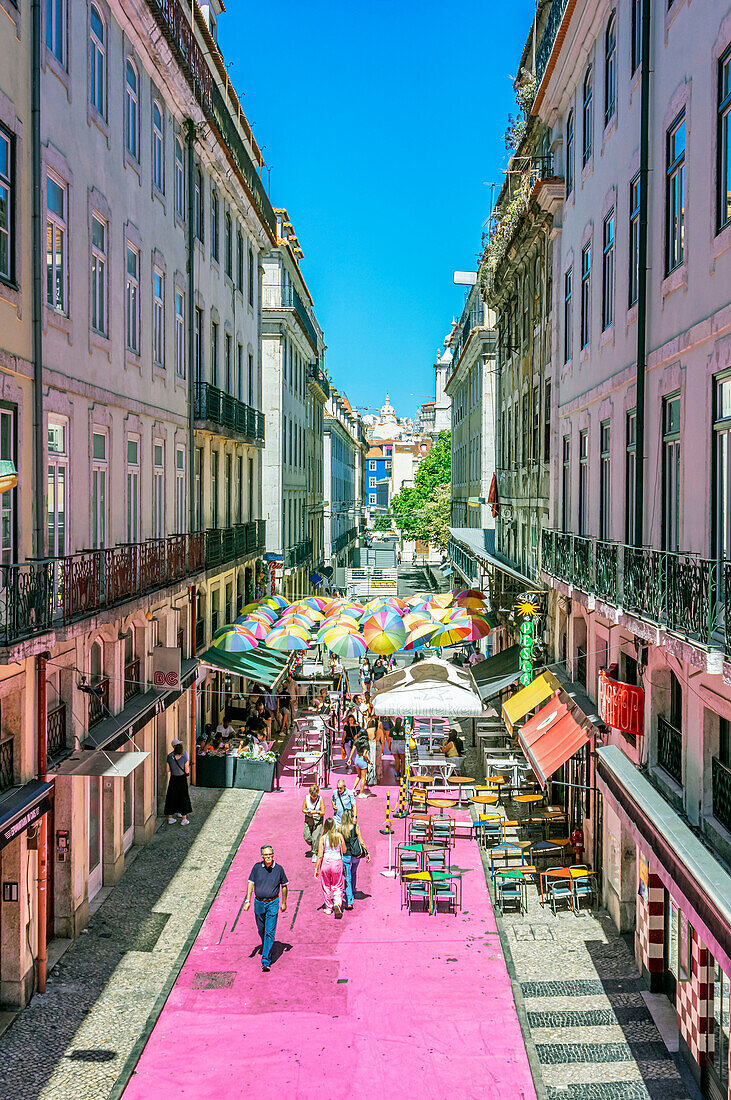  Rua Nova do Carvalho in the Cais do Sodré district is one of Lisbon&#39;s most iconic sights and is better known as Pink Street. 