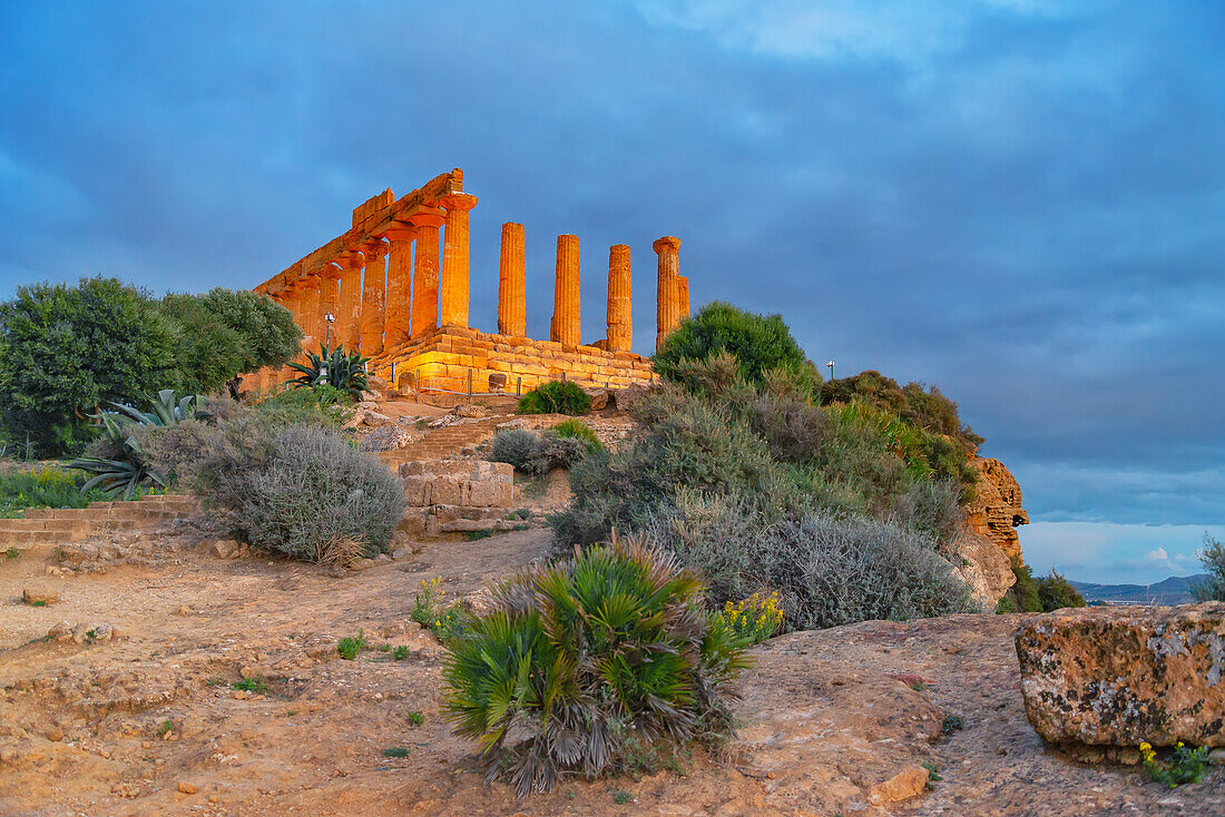  Tempel der Juno, Tal der Tempel, Agrigent, Sizilien, Italien 