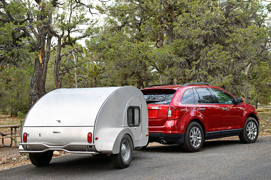  Teardrop camping trailer. Grand Canyon National Park, Arizona, USA 