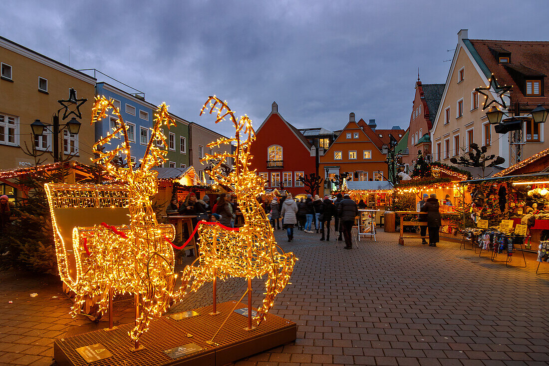  Christmas market at Kleiner Platz in Erding in Bavaria in Germany 