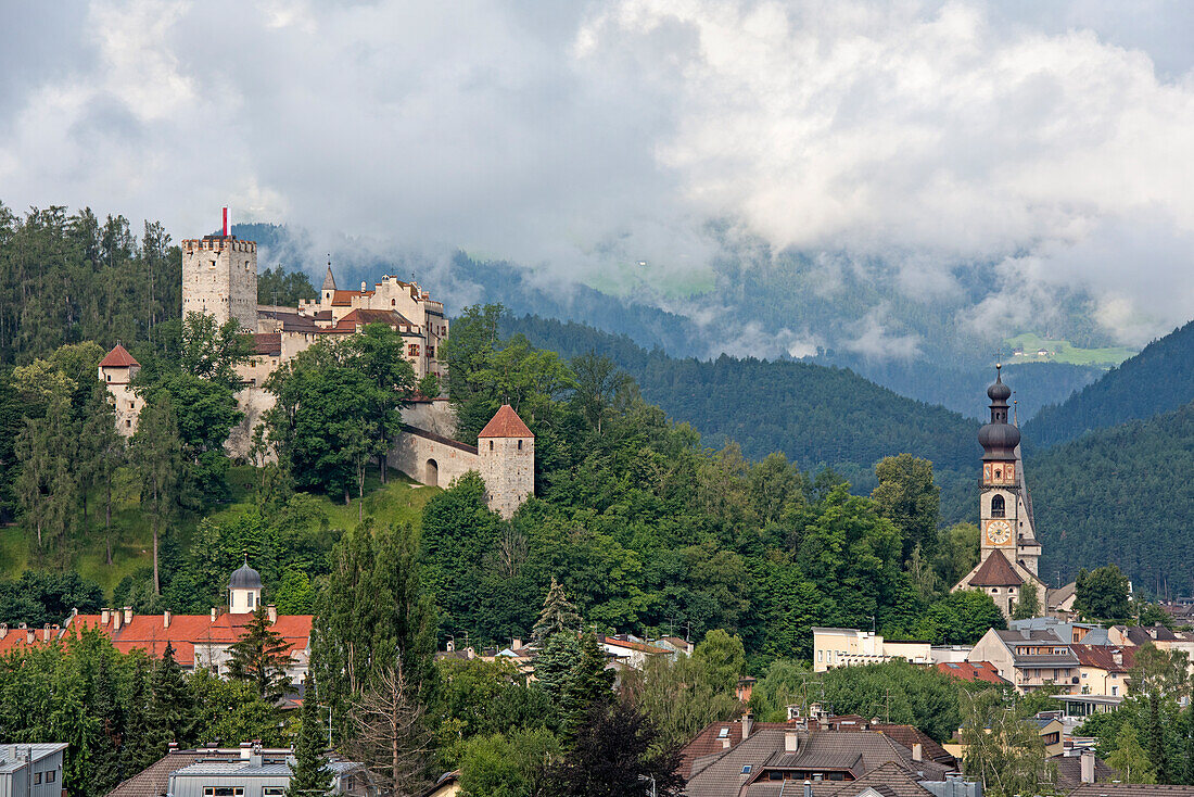 Brunico (Bruneck) Castle and Old Town, region of Trentino-Alto Adige, Sudtyrol, South Tyrol, Italy, South-central Europe