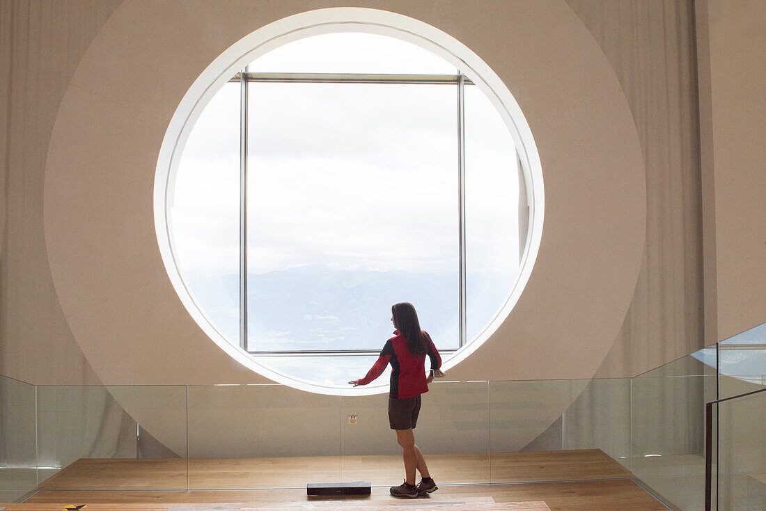 the "Shutter", LUMEN, Museum of Moutain Photography (Architects: Gerahard Mahlknecht, Stephano D'Elia, EM2 Architekten & Gio Forma), Kronplatz or Plan de Corones, summit of the Dolomites, near Brunico (Bruneck), region of Trentino-Alto Adige, Sudtyrol, South Tyrol, Italy, South-central Europe