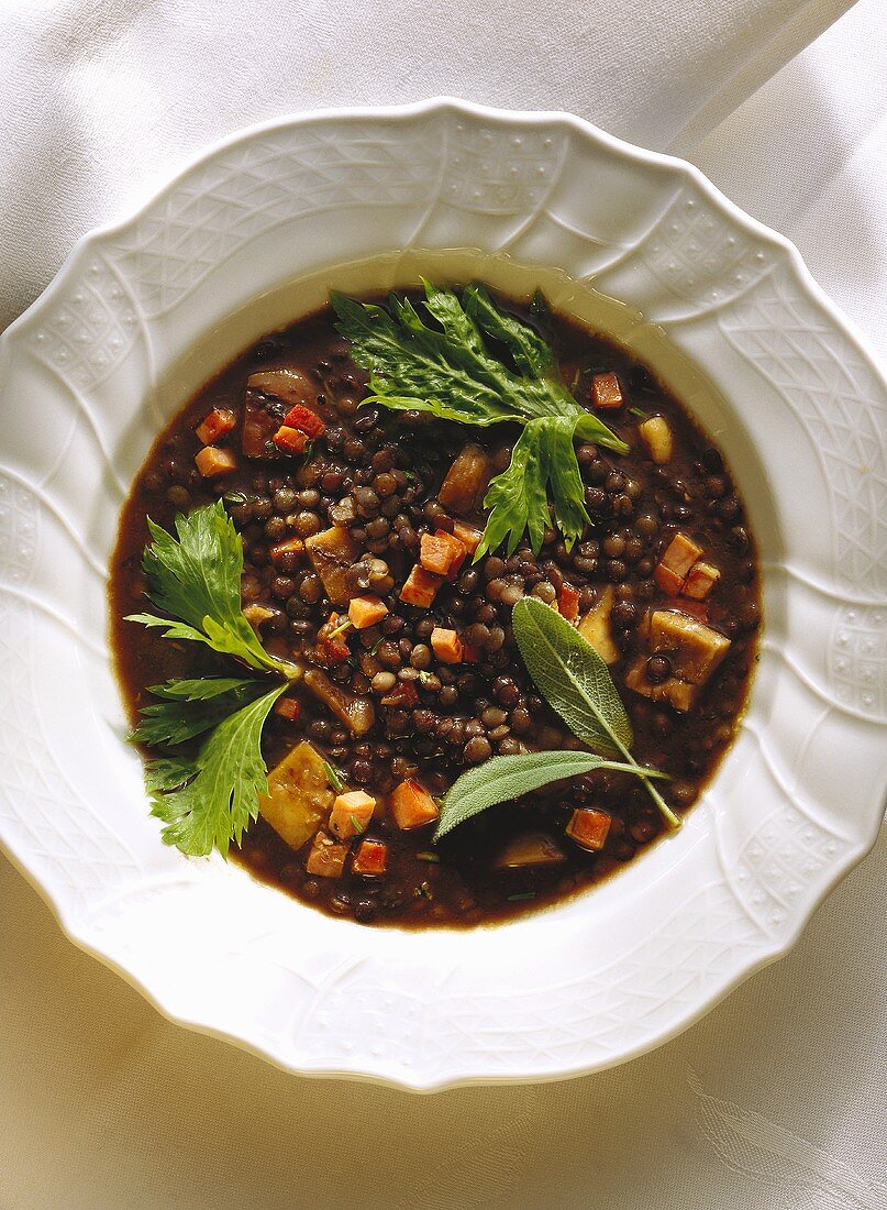 Lentil soup with chestnuts and bacon (Italy)