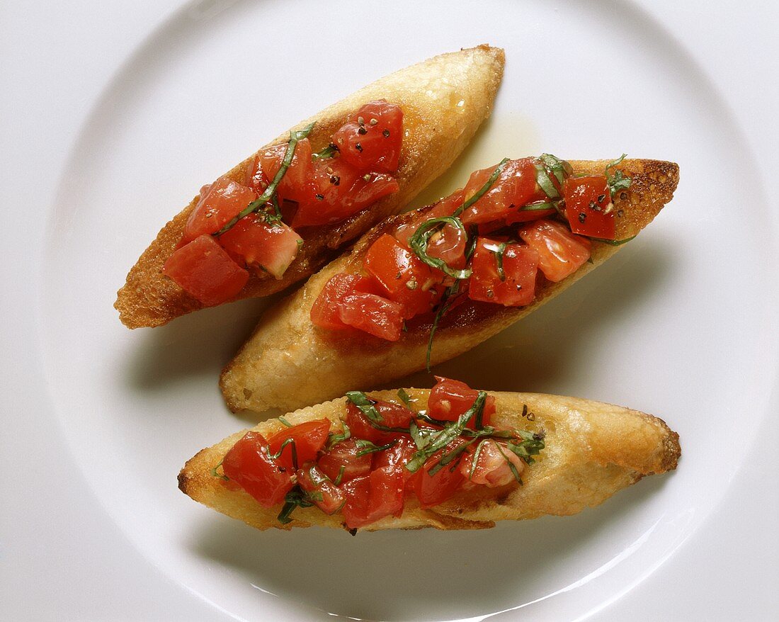 Bruschetta (Geröstetes Brot mit Tomate), Toskana, Italien