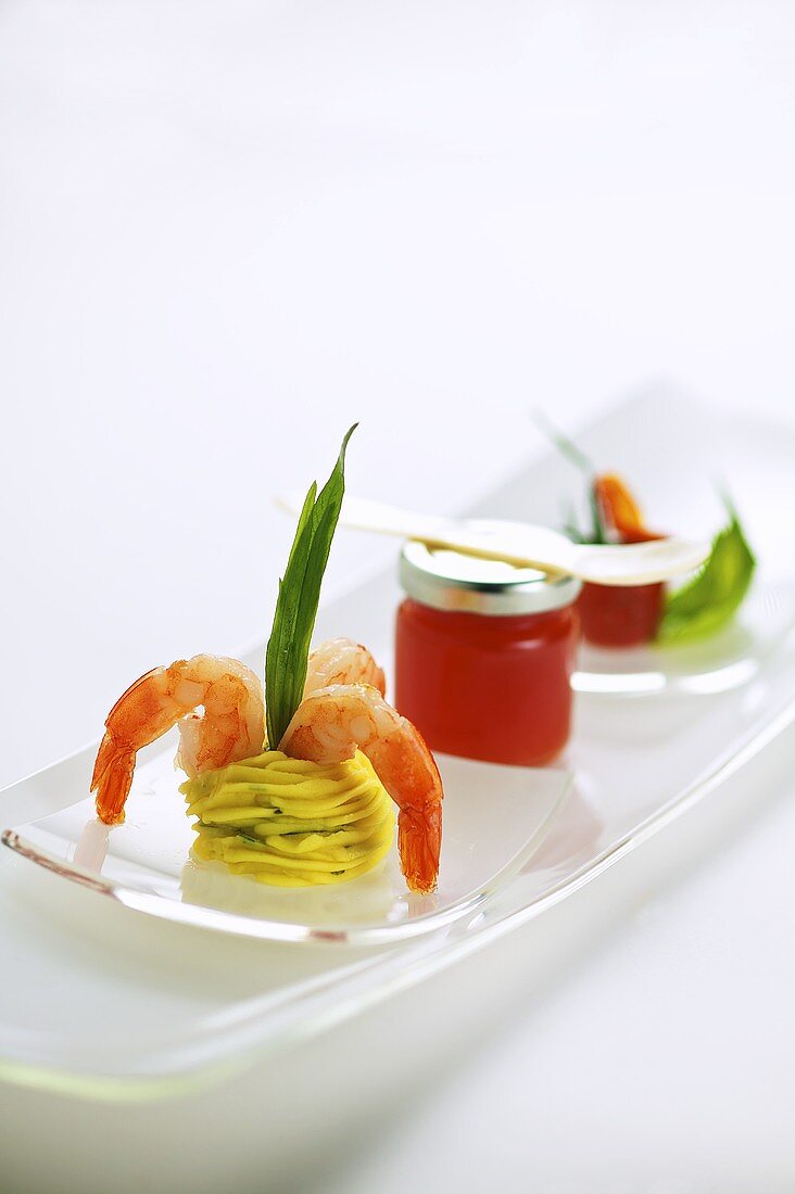 Prawns with basil puree and tomato chutney