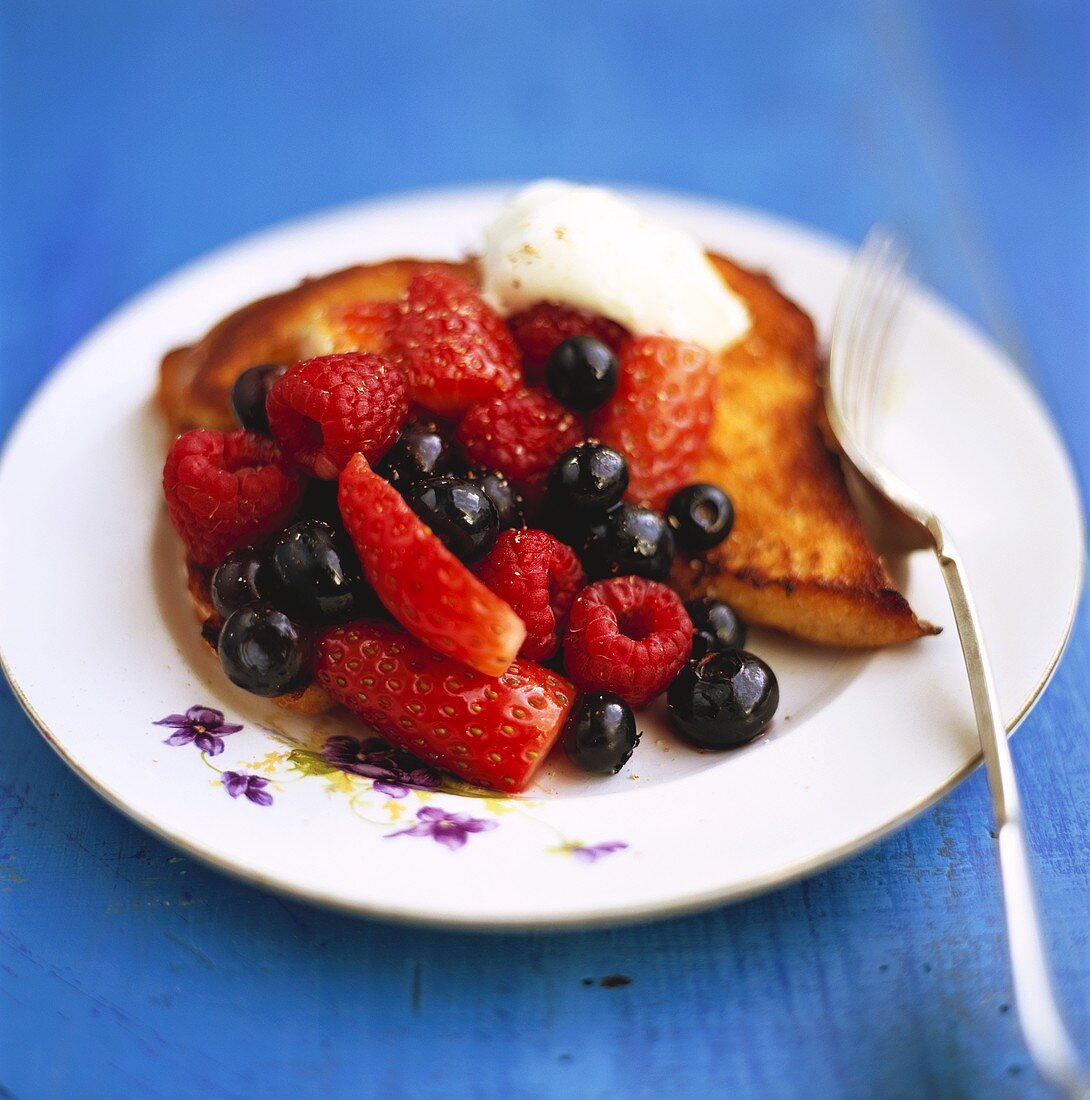 Berry salad with French toast