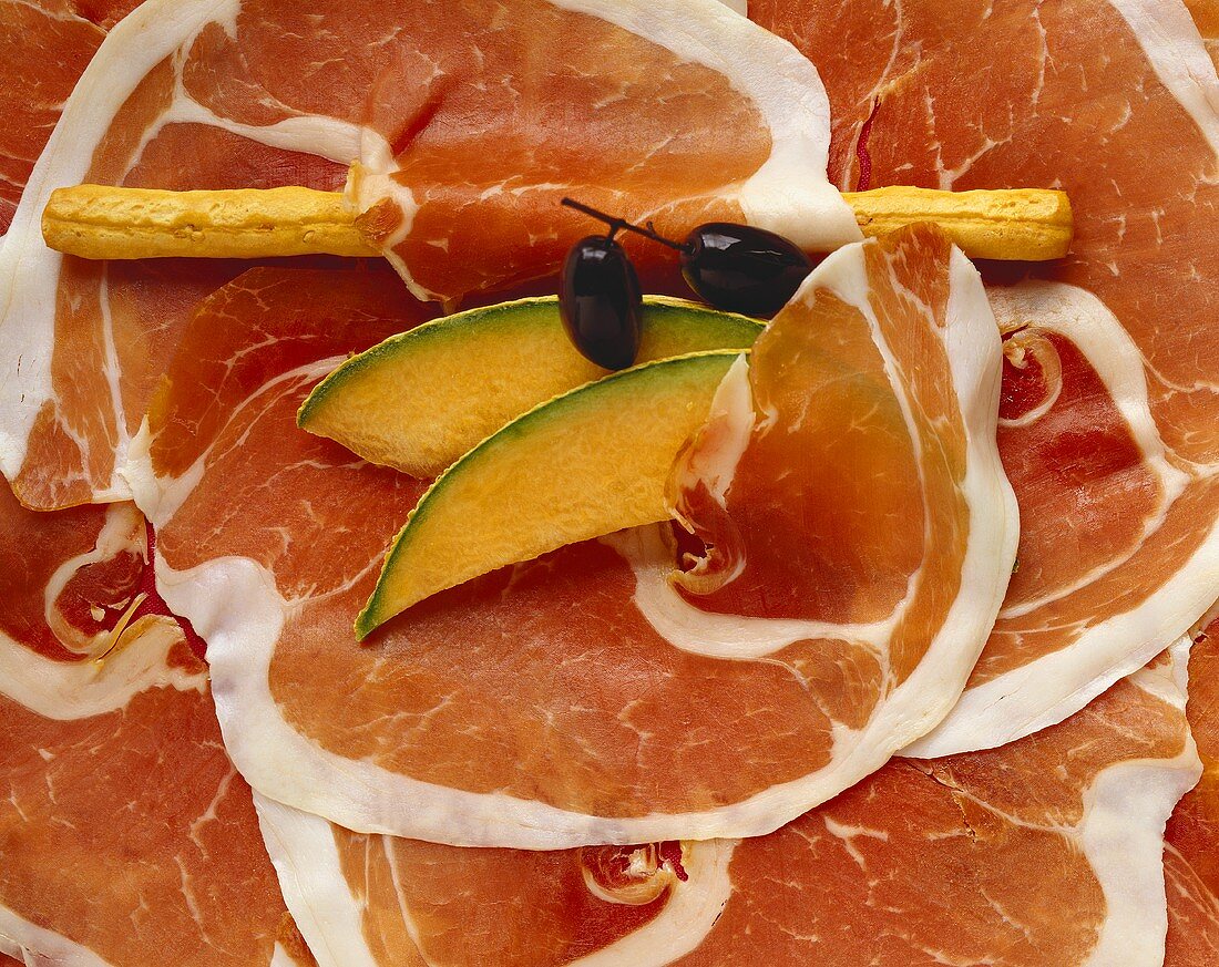 Prosciutto e melone (Parma ham with melon, Italy)
