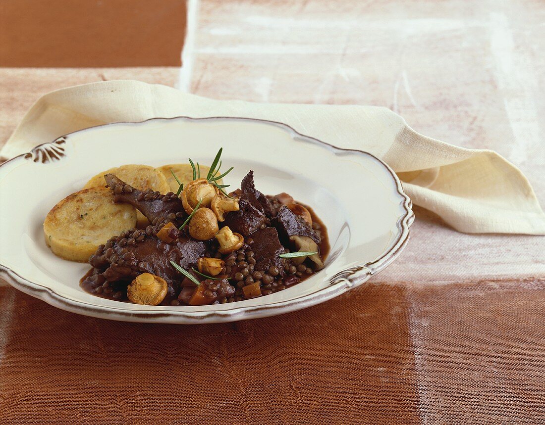Hunter's stew with venison, lentils and mushrooms