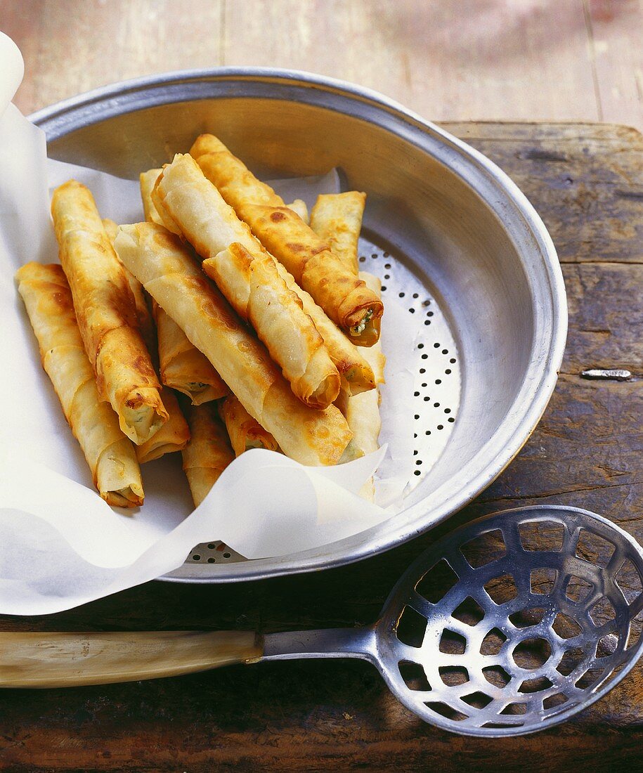 Sigara Böregi (Zigaretten-Börek; Türkei)