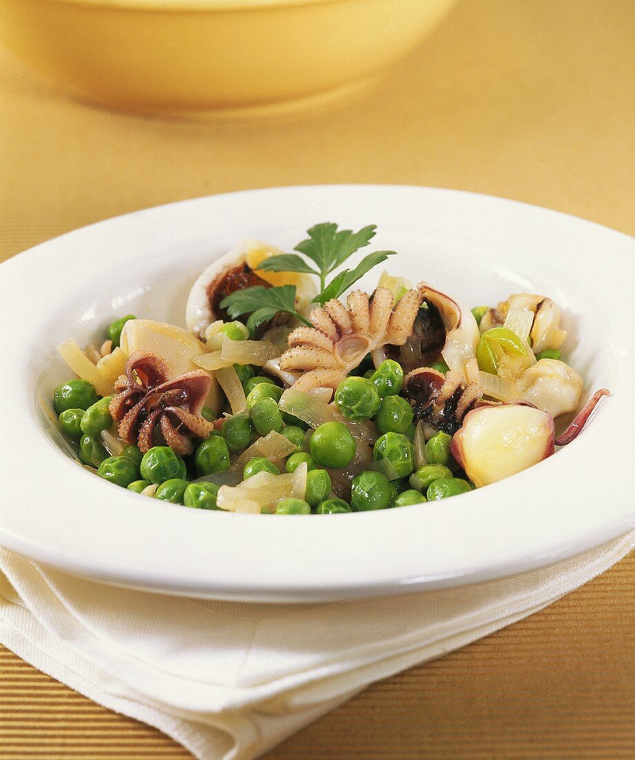 Oktopus-Erbsen-Salat