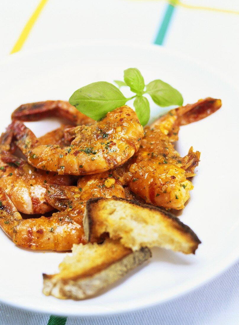 Marinated scampi with bread