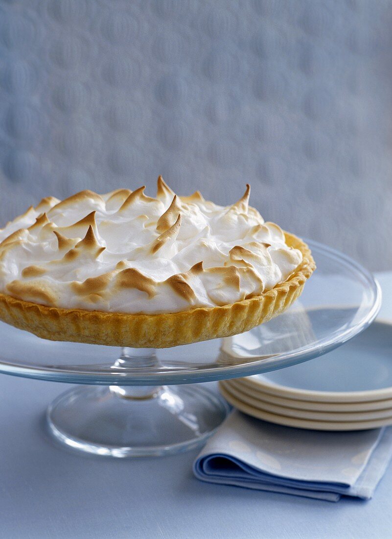 Lemon meringue tart