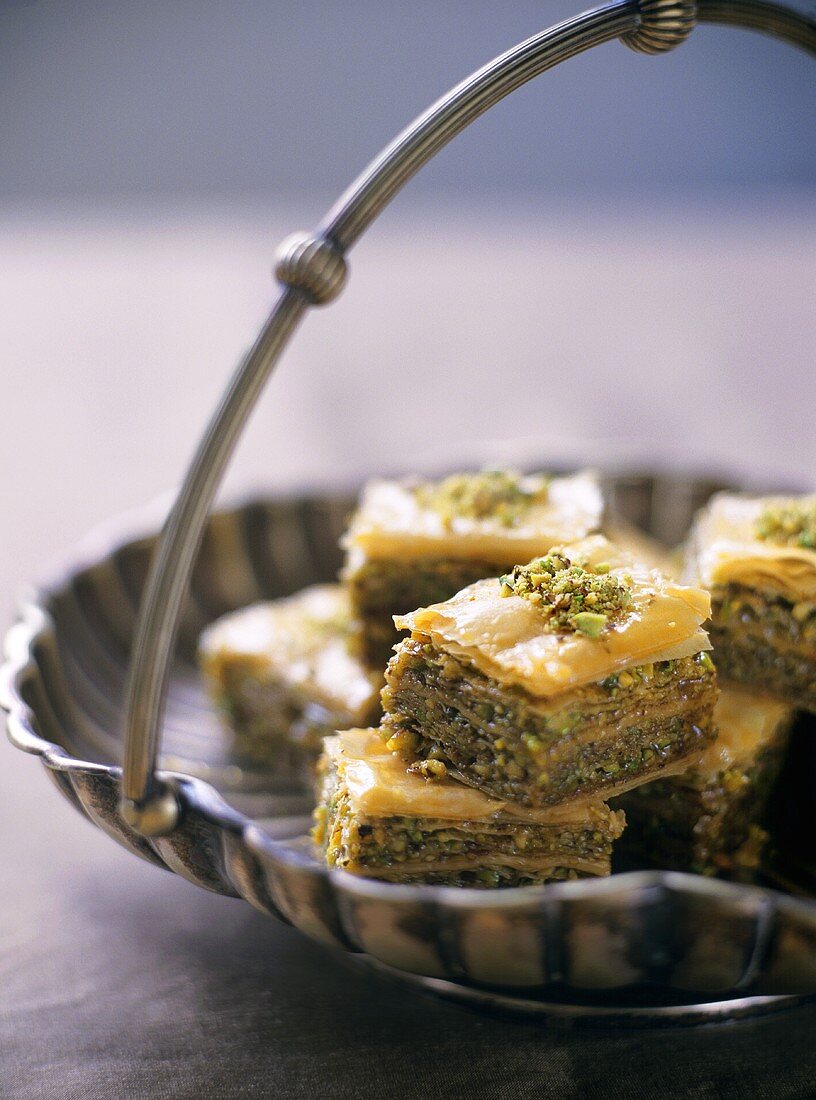 Baklava (Oriental pastry with honey and pistachios)