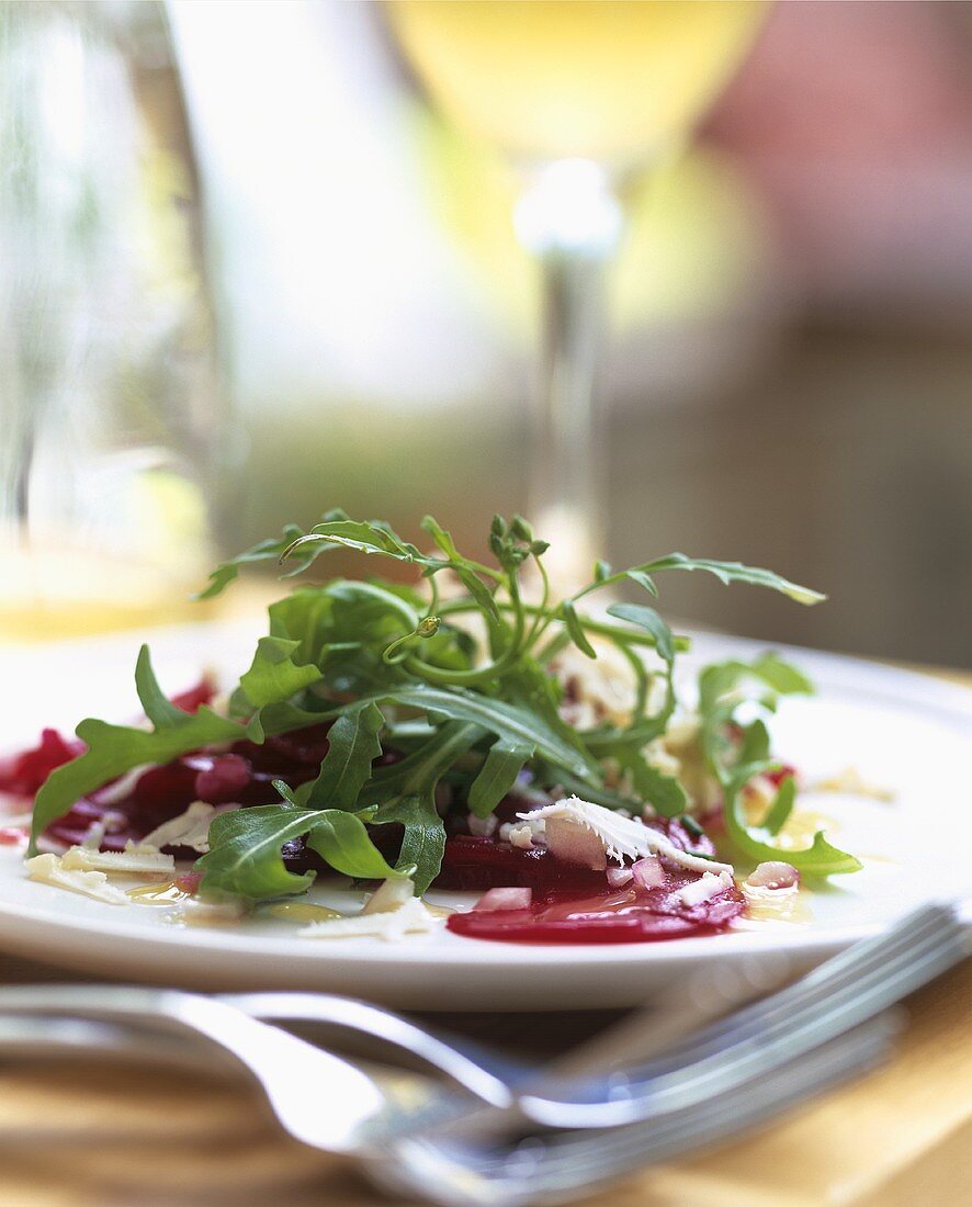 Beetroot carpaccio with goat’s cheese and rocket