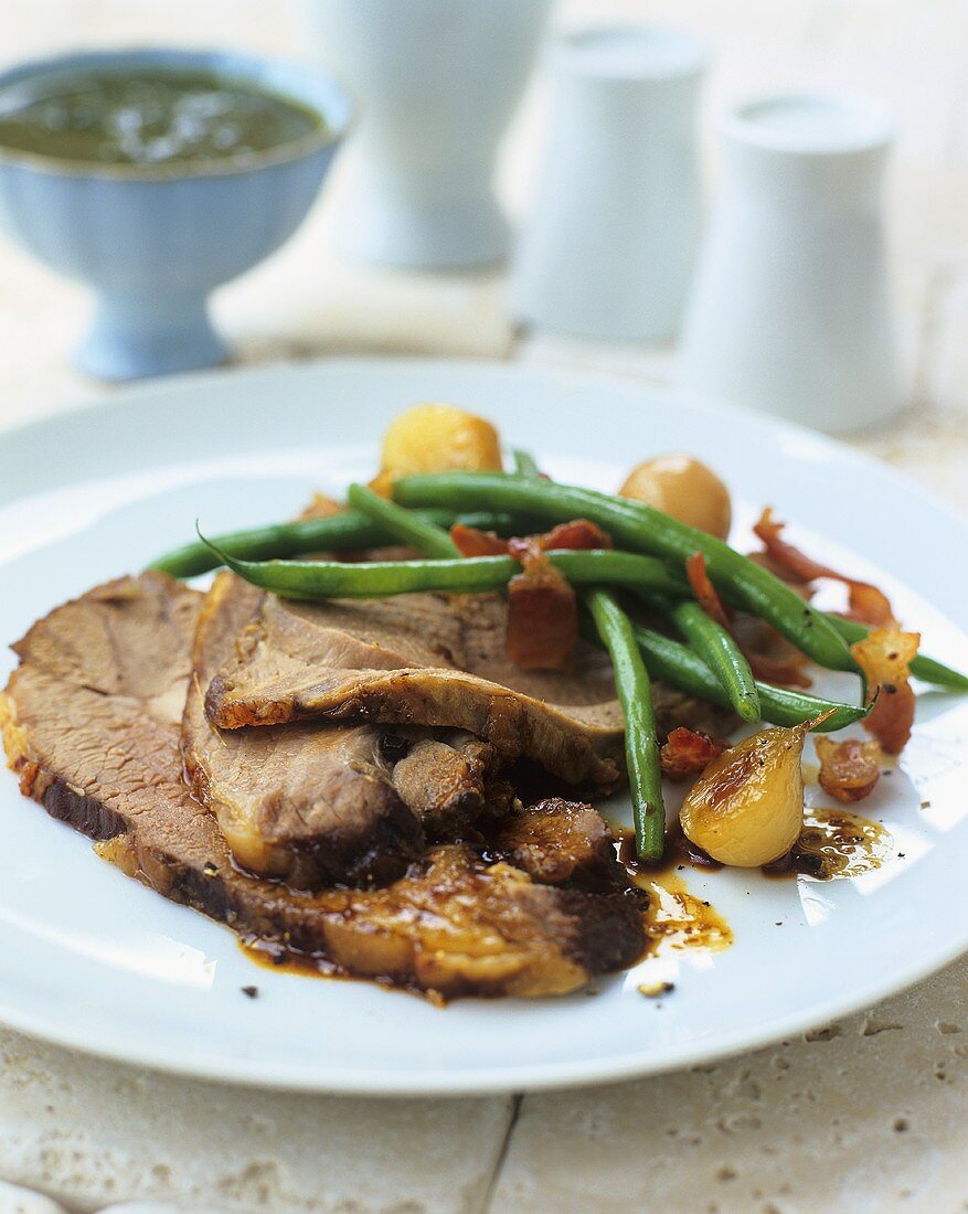 Lamb with mint sauce and green beans