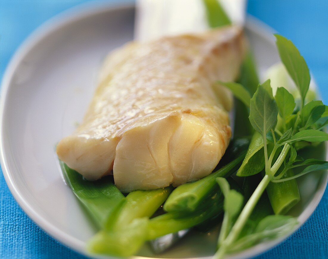 Cod with basil and spring onions