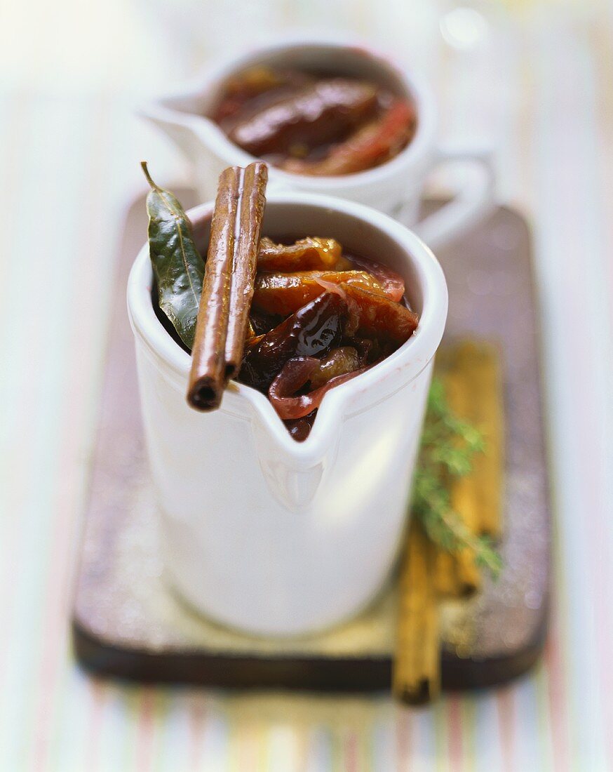 Plum chutney with onions, cinnamon and bay leaves