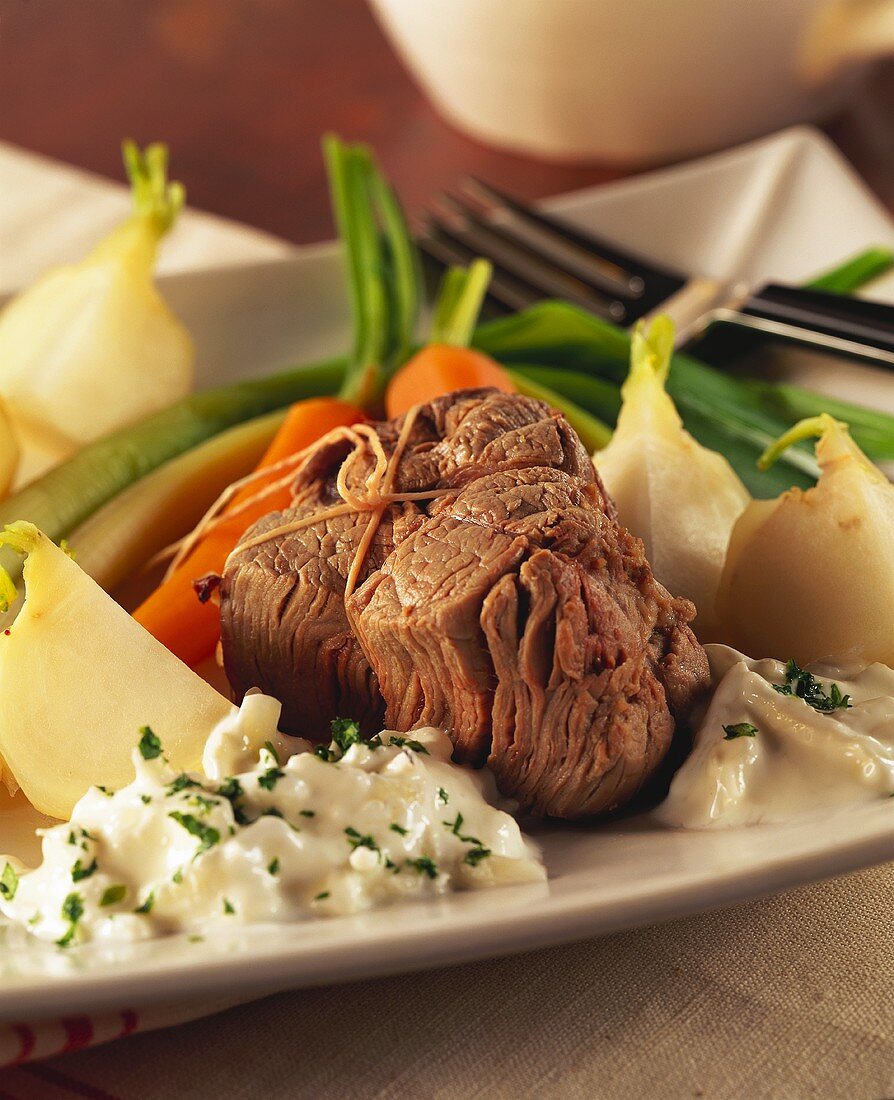 Filet de Boeuf à la Ficelle (Rinderfilet in Brühe gegart)