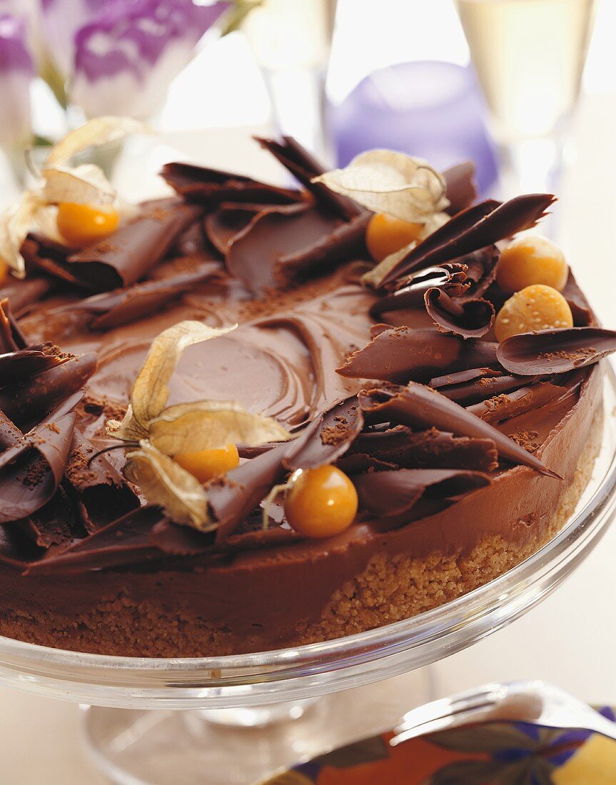 Schokoladenkuchen mit Physalis