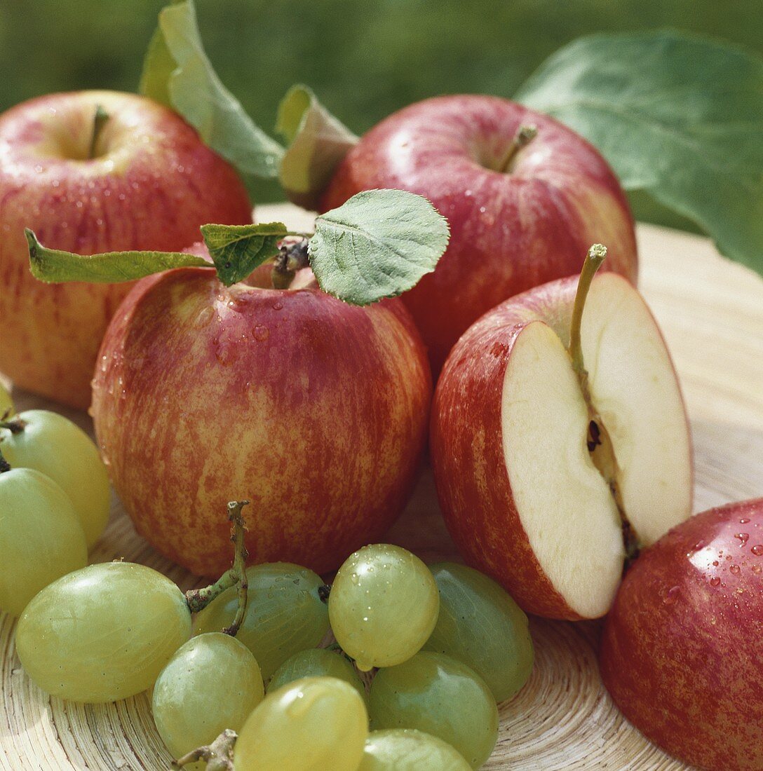 Fresh apples and grapes