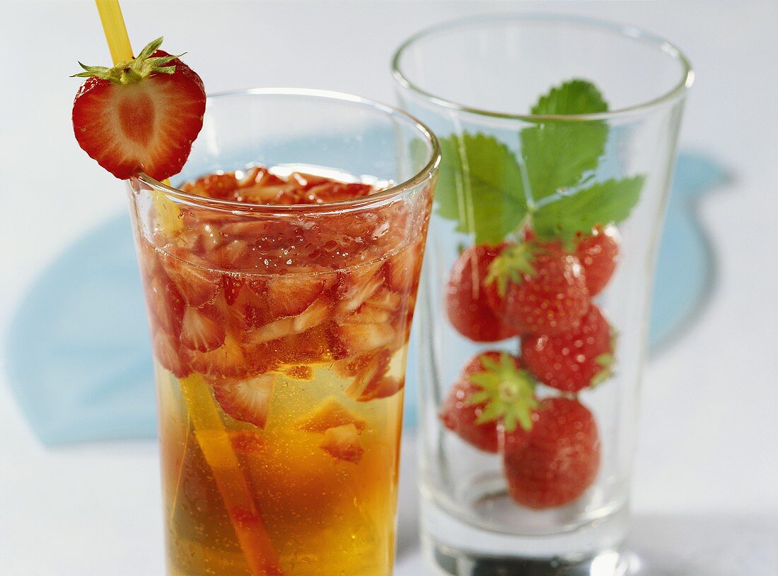 Erdbeer-Apfelsaft-Drink