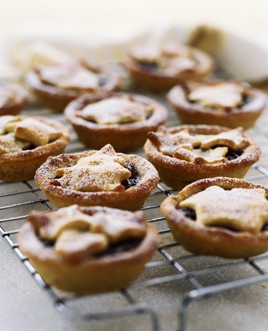 Mince pies (British Christmas pastry)