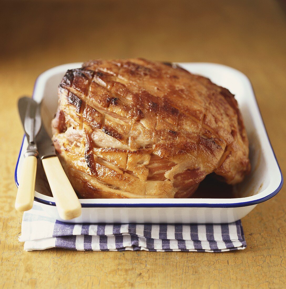 Honey-glazed roast ham
