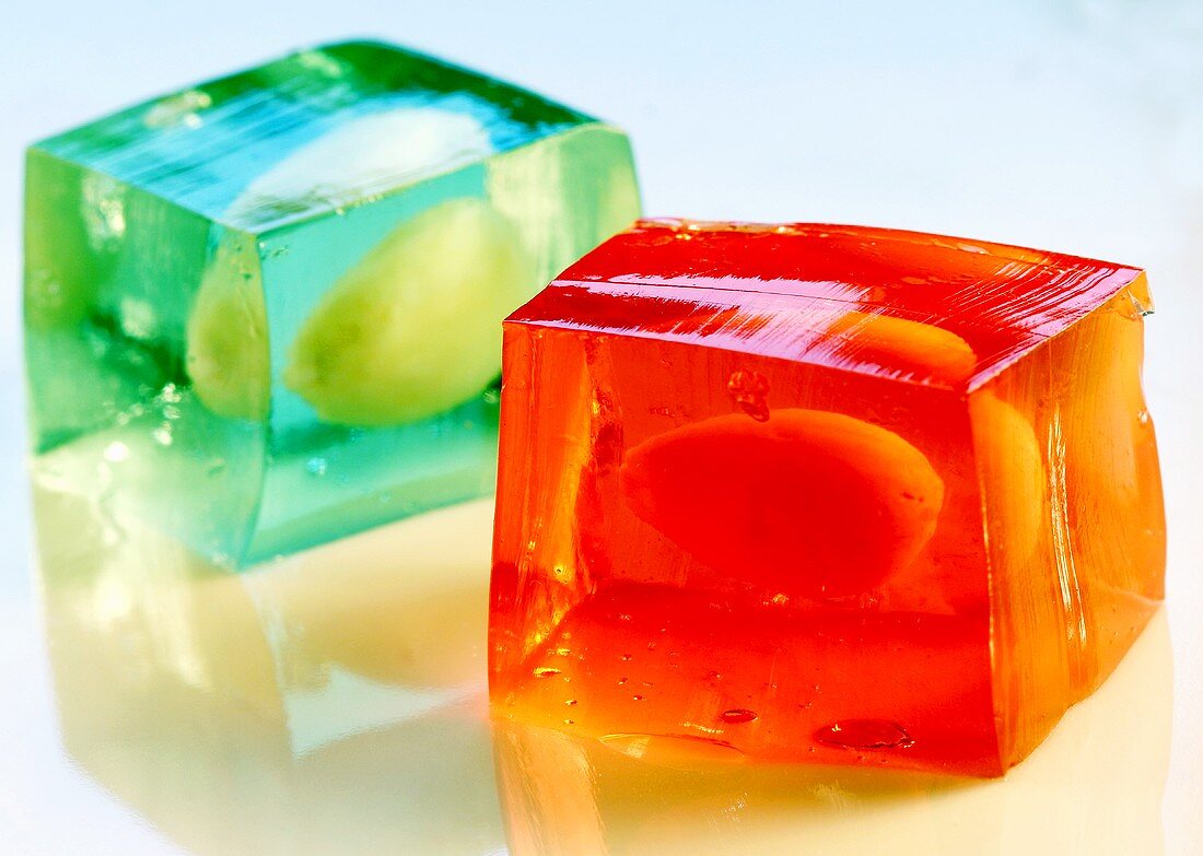 Cubes of jelly with almonds