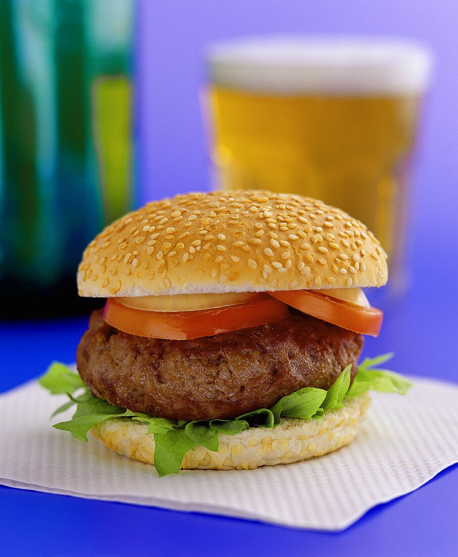 Hamburger mit Bier