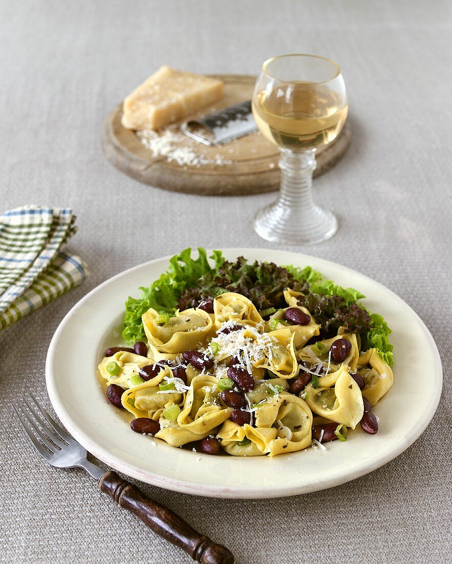 Spinat-Tortellini mit Kidneybohnen