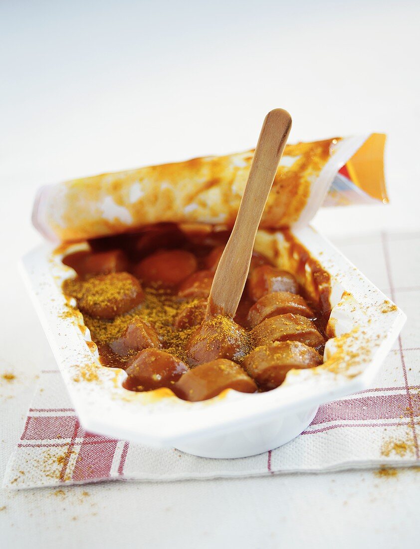 Currywurst (sausage with ketchup & curry powder, off the shelf)