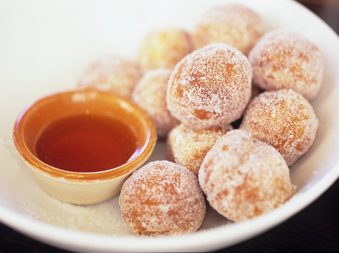 Doughnut balls (close-up)
