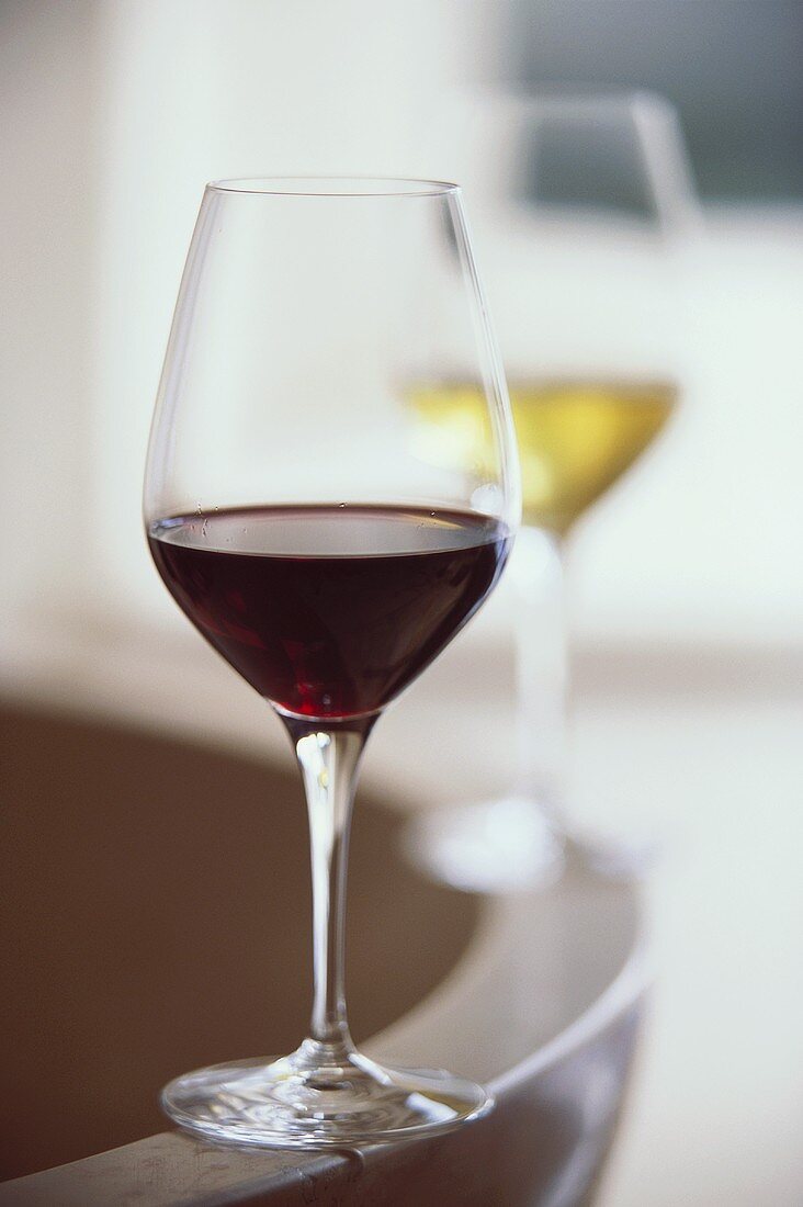 Rot- und Weißwein vom Domaine De Vougeraie, Burgund
