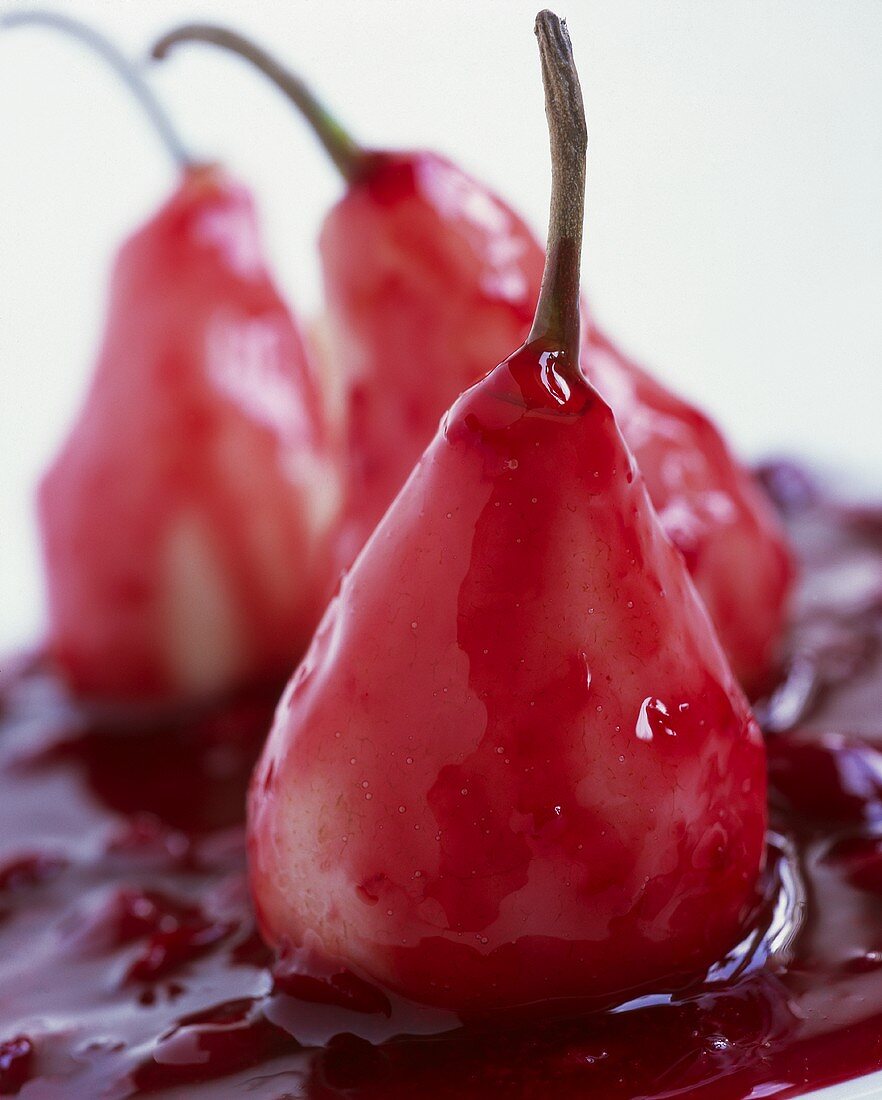 Pears in cherry sauce